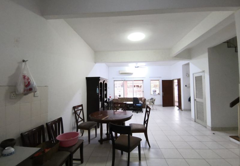 Canal Gardens, Kota Kemuning