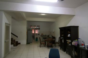 Canal Gardens, Kota Kemuning