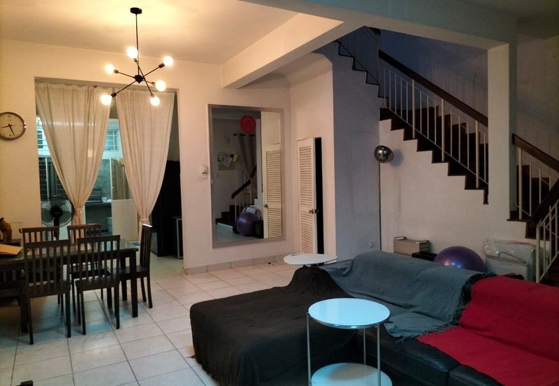 Canal Gardens, Kota Kemuning