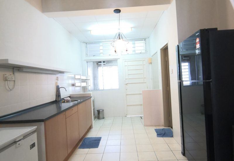 Canal Gardens, Kota Kemuning