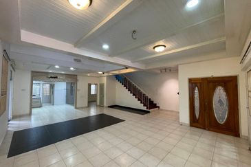 Canal Gardens, Kota Kemuning