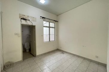 Canal Gardens, Kota Kemuning