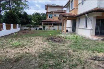 Canal Gardens, Kota Kemuning