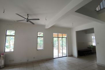 Canal Gardens, Kota Kemuning