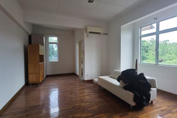 Canal Gardens, Kota Kemuning