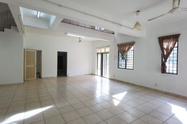 Canal Gardens, Kota Kemuning