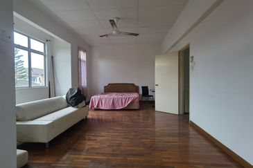 Canal Gardens, Kota Kemuning