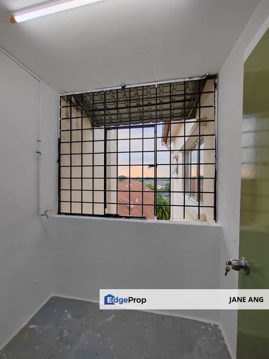 NEWLY Refurnished Idaman Court for Sale, Selangor, Shah Alam