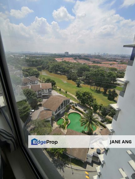 Pool view Lake View Lagoon Suites condo for Sale, Selangor, Kota Kemuning