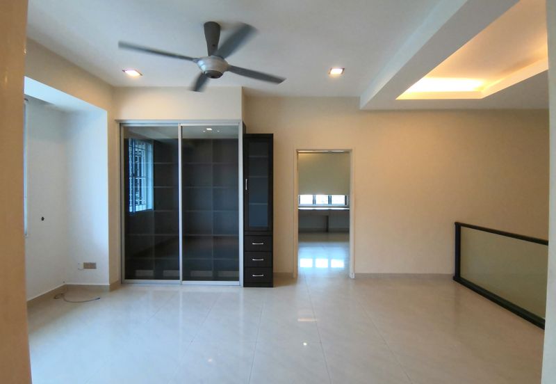 Canal Gardens, Kota Kemuning