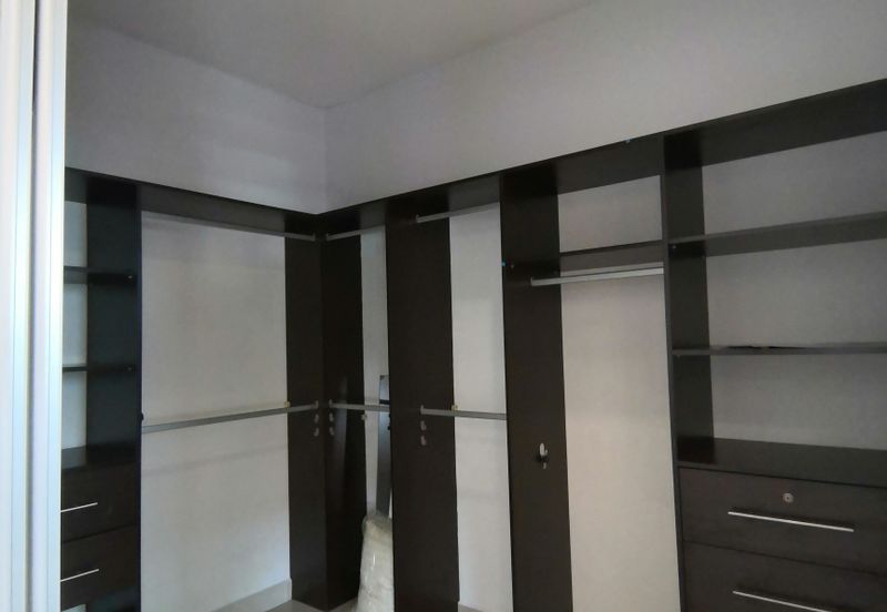 Canal Gardens, Kota Kemuning