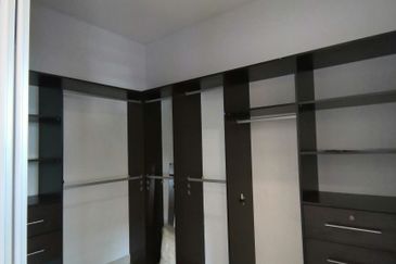 Canal Gardens, Kota Kemuning