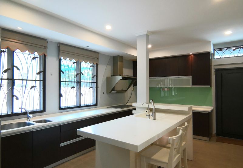 Canal Gardens, Kota Kemuning