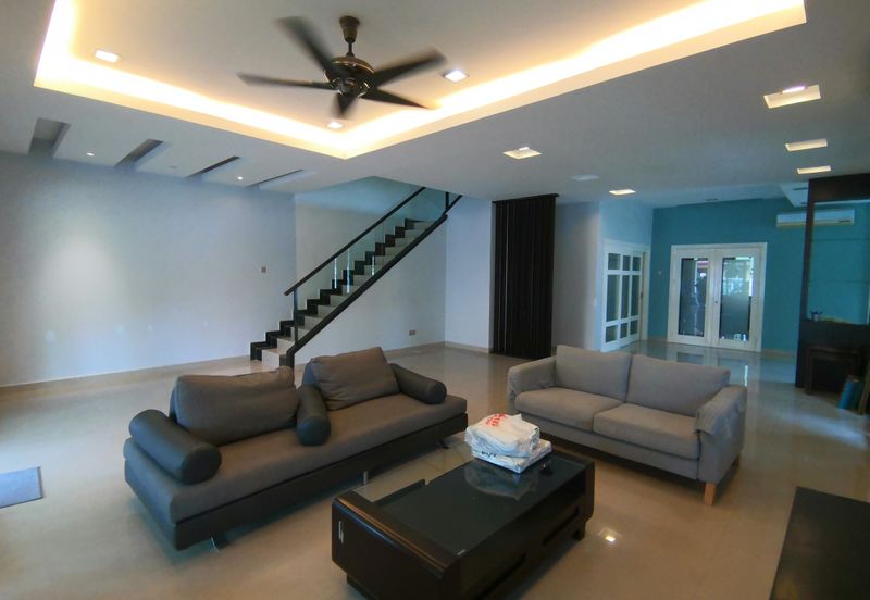 Canal Gardens, Kota Kemuning