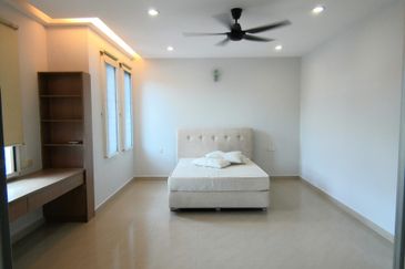 Canal Gardens, Kota Kemuning