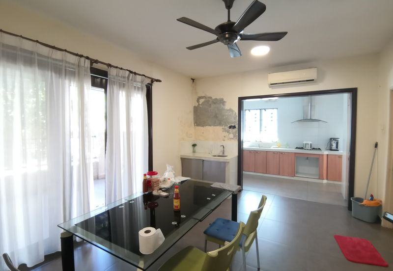 Canal Gardens, Kota Kemuning