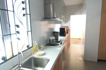 Canal Gardens, Kota Kemuning