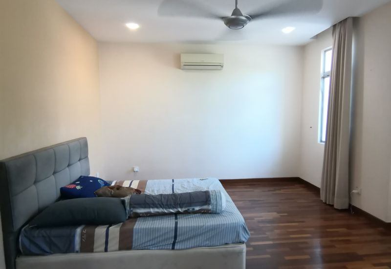 Canal Gardens, Kota Kemuning