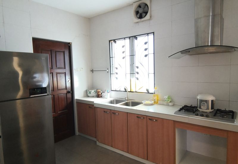 Canal Gardens, Kota Kemuning