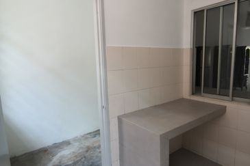 Canal Gardens, Kota Kemuning