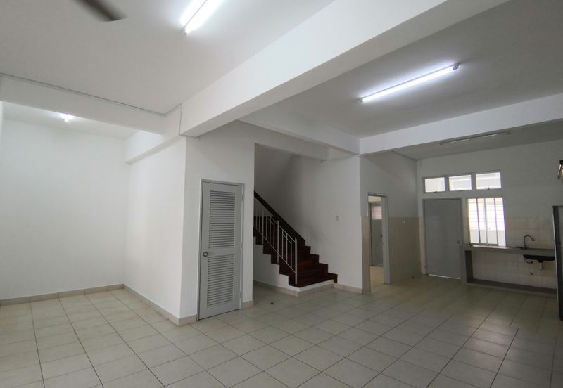 Canal Gardens, Kota Kemuning