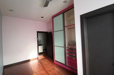 Jalan Kemuning Palma 33/37