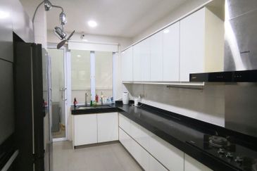 Jalan Kemuning Palma 33/37