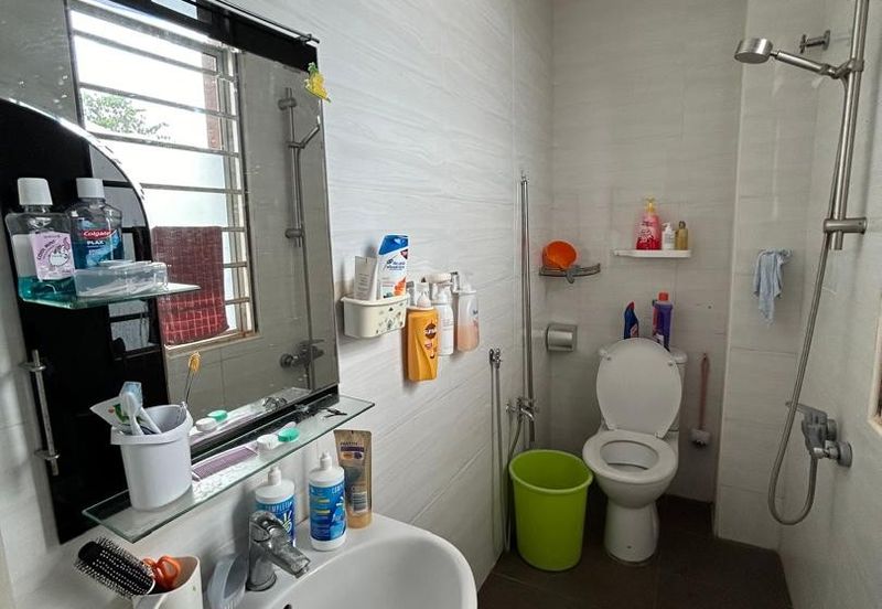 Canal Gardens, Kota Kemuning