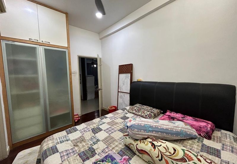 Canal Gardens, Kota Kemuning