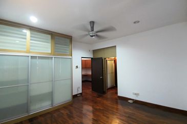 Canal Gardens, Kota Kemuning