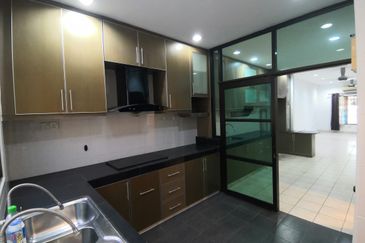 Canal Gardens, Kota Kemuning