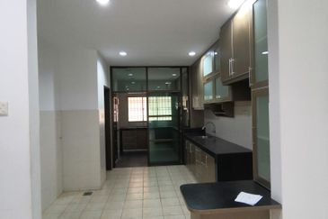 Canal Gardens, Kota Kemuning