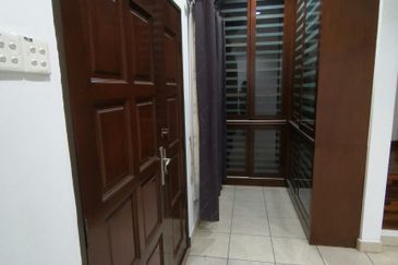 Canal Gardens, Kota Kemuning