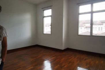 Canal Gardens, Kota Kemuning