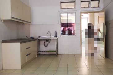 Canal Gardens, Kota Kemuning