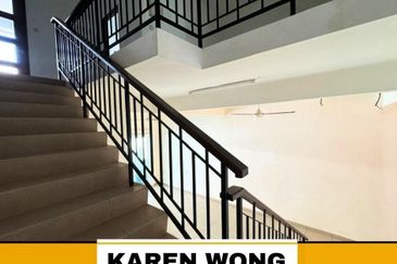 FULLY GATED & GUARDED SP SAUJANA 2 Storey Terrace House for RENT