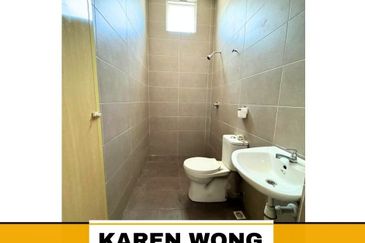 FULLY GATED & GUARDED SP SAUJANA 2 Storey Terrace House for RENT