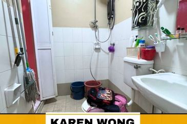 RENO & EXTENDED BANDAR LAGUNA MEBOK 2 Storey Terrace House for Sale