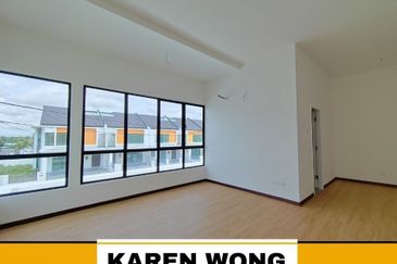 CORNER LOT EXTRA LAND SENNI 3A BUKIT BANYAN Brand New House for Sale