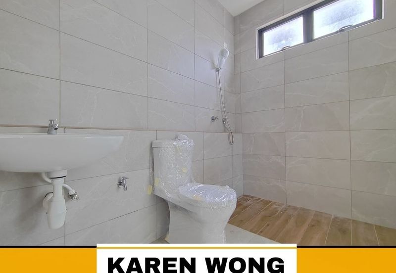 CORNER LOT EXTRA LAND SENNI 3A BUKIT BANYAN Brand New House for Sale