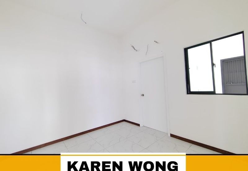 CORNER LOT EXTRA LAND SENNI 3A BUKIT BANYAN Brand New House for Sale