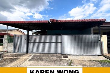 ENDLOT TAMAN RIA JAYA 1 Storey Terrace House for SALE