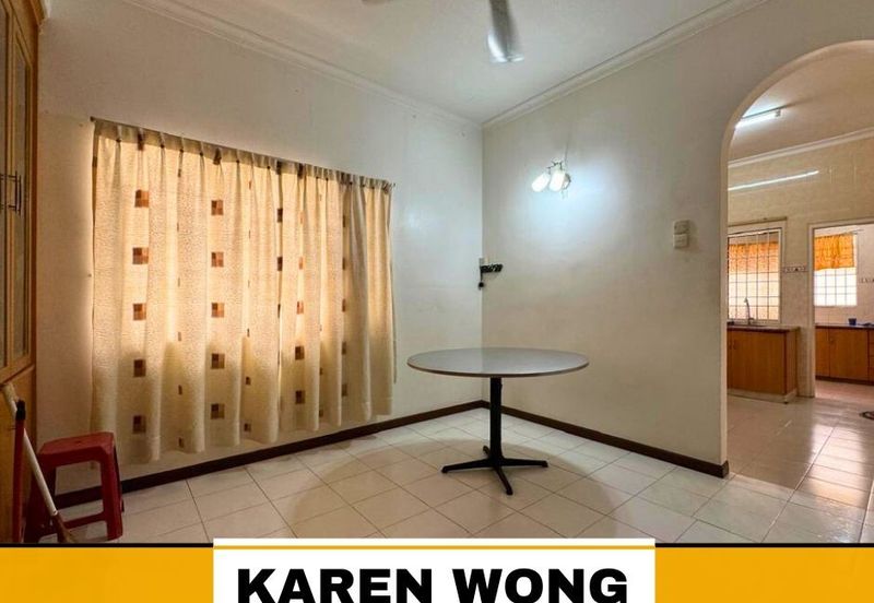 OPEN FACING LAGENDA HEIGHTS 2.5 Storey Terrace House for RENT