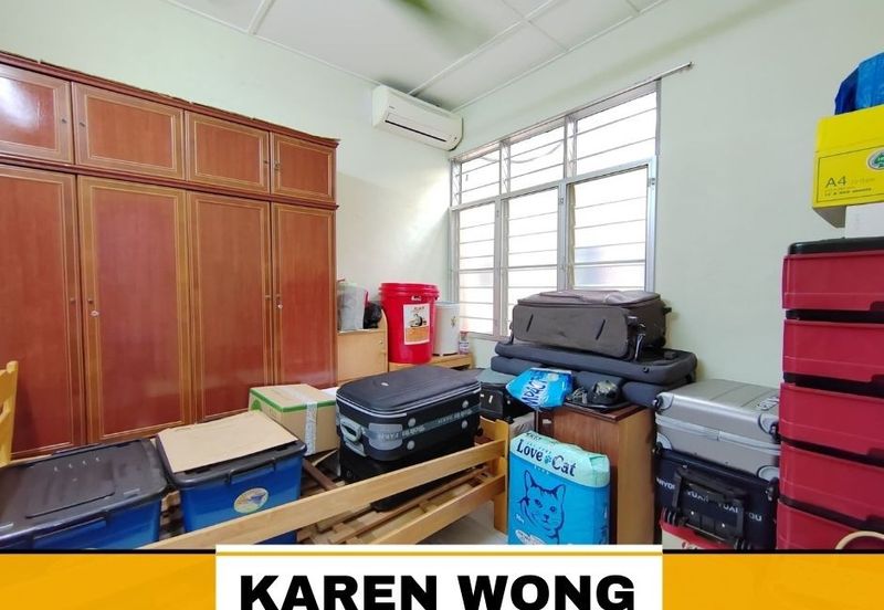 TAMAN EMAS SURIA NEAR INTAN RENOVATED TERRACE for Sale