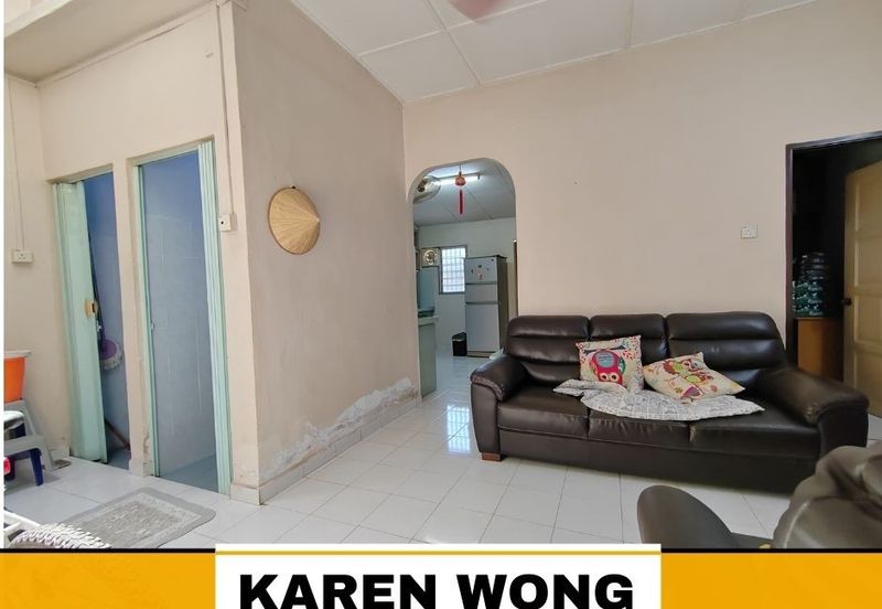 TAMAN EMAS SURIA NEAR INTAN RENOVATED TERRACE for Sale