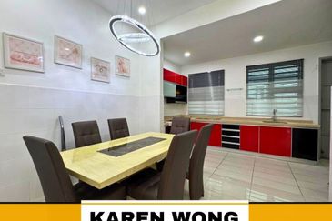 BEHIND CALTEX LAGUNA ASPIRA RESIDENCES BANDAR LAGUNA MERBOK 2 Storey Terrace House for Sale