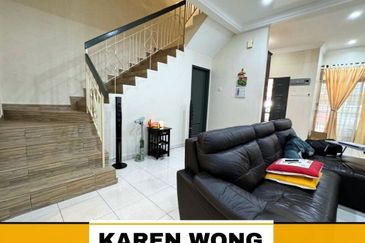 Bandar Laguna Merbok