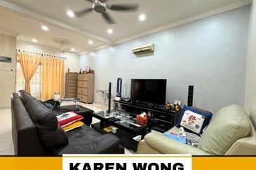 Bandar Laguna Merbok