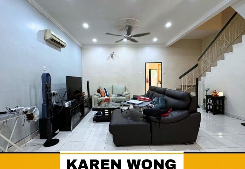 Bandar Laguna Merbok