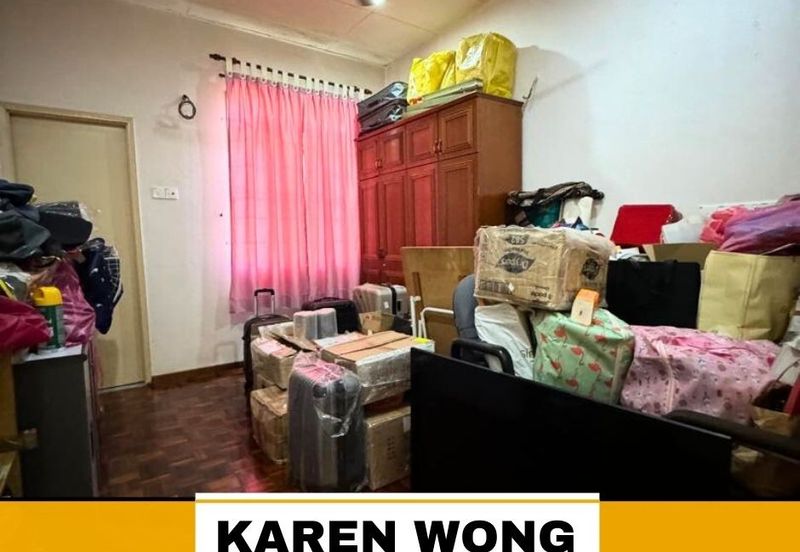 Bandar Laguna Merbok